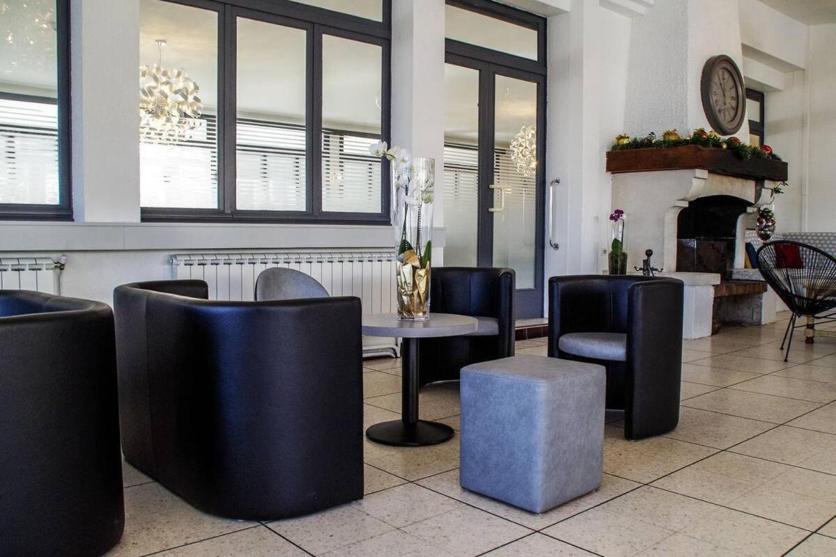 Hotel Le Robinson Бокер Экстерьер фото